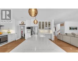 16 PEREGRINE AVENUE - 10