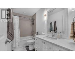 16 PEREGRINE AVENUE - 19