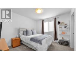 16 PEREGRINE AVENUE - 20