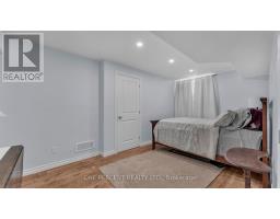 16 PEREGRINE AVENUE - 31