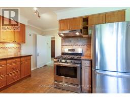 37 DENNIS AVENUE - 21