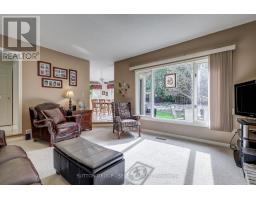 462 AMBLESIDE DRIVE - 13