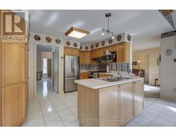 462 AMBLESIDE DRIVE - 16