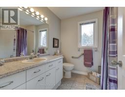 462 AMBLESIDE DRIVE - 25