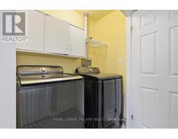 127 - 600 HYDE PARK ROAD - 27