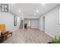 127 - 600 HYDE PARK ROAD - 31