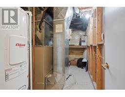 127 - 600 HYDE PARK ROAD - 35