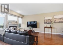 127 - 600 HYDE PARK ROAD - 7