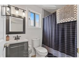 258 SOUTH LEAKSDALE CIRCLE - 24