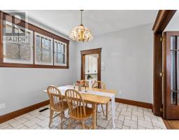 46 GLADSTONE AVENUE - 16