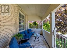 46 GLADSTONE AVENUE - 3