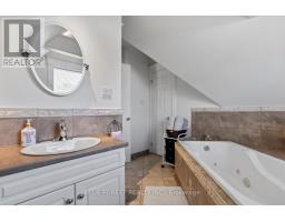 46 GLADSTONE AVENUE - 36