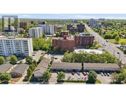 10 - 215 COMMISSIONERS ROAD W - 35