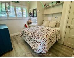 571 EVERGLADE CRESCENT - 13
