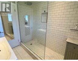 571 EVERGLADE CRESCENT - 16