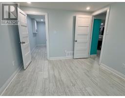 571 EVERGLADE CRESCENT - 22