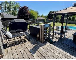 571 EVERGLADE CRESCENT - 26