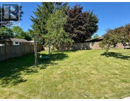 571 EVERGLADE CRESCENT - 28