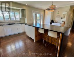 571 EVERGLADE CRESCENT - 8