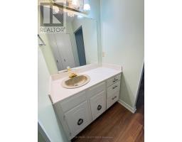 203 - 200 EVERGLADE CRESCENT - 23