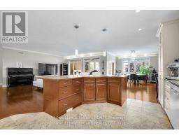 7119 CLAYTON WALK - 13