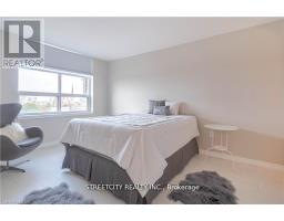 1207 - 155 KENT STREET - 20