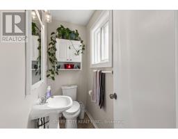 22 VINCENT STREET - 13
