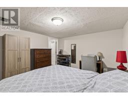 22 VINCENT STREET - 27