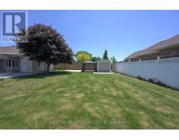 2 LYNDALE AVENUE - 11