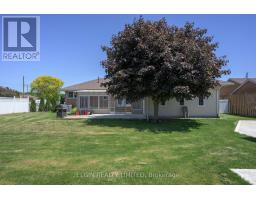2 LYNDALE AVENUE - 13