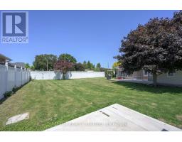 2 LYNDALE AVENUE - 16