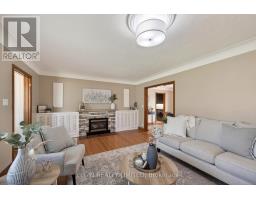2 LYNDALE AVENUE - 19