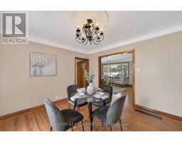 2 LYNDALE AVENUE - 20