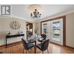 2 LYNDALE AVENUE - 21