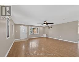 2 LYNDALE AVENUE - 35