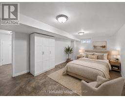 2 LYNDALE AVENUE - 41