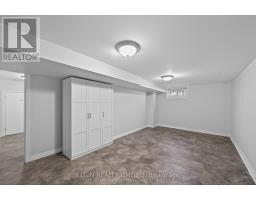 2 LYNDALE AVENUE - 42