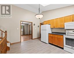 43 TORONADO PLACE - 12