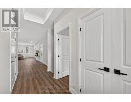 28 - 175 GLENGARIFF DRIVE - 5