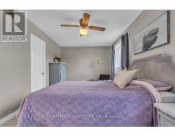 6 BONNIE PLACE - 22