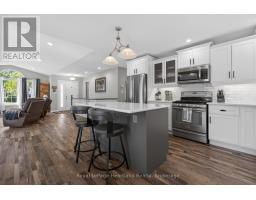 86 HURON STREET W - 11