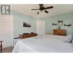 86 HURON STREET W - 17
