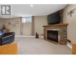 86 HURON STREET W - 30