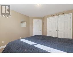 86 HURON STREET W - 33