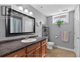 86 HURON STREET W - 34