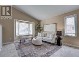 19 ORIOLE LANE - 12