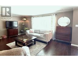 29 MAPLE GROVE COURT - 9