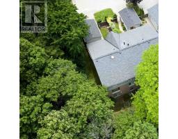 26 BERKSHIRE COURT - 27