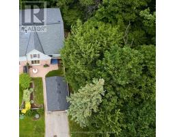 26 BERKSHIRE COURT - 36