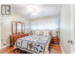 468 JELLICOE CRESCENT - 13